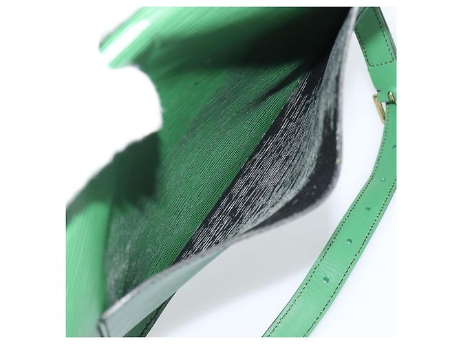 Borsa a Spalla LOUIS VUITTON Epi Saint Cloud GM Verde M52194 LV Auth 191689 - vista 11