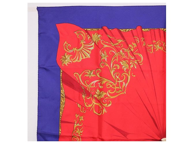 Hermès HERMES Carré 90 Foulard "Souvenirs de Paris" Seta Blu Beige Auth 191677 - vista 2