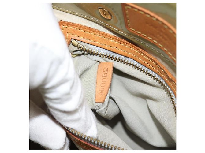 LOUIS VUITTON Monogram Vernis Reade PM Hand Bag Lavande M91220 LV Auth 190423 - vista 12