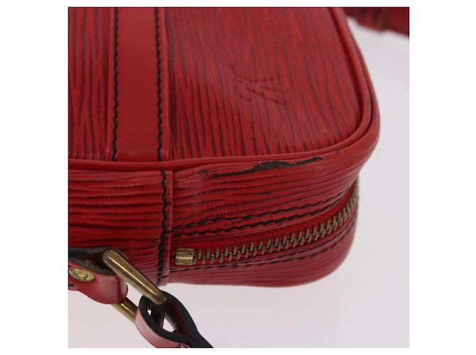 Borsa a Spalla LOUIS VUITTON Epi Danube Rosso M45637 LV Auth 191681 - vista 5