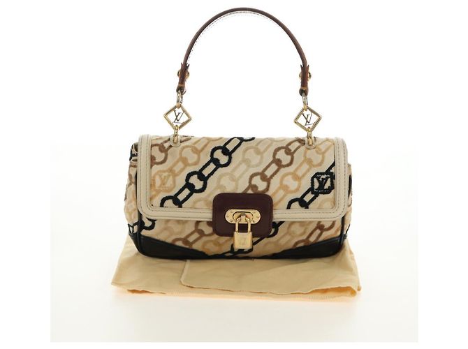 LOUIS VUITTON Pochette Lover Monogram Charm Borsa Avorio M95194 LV Auth 190047SAV Crudo - vista 12