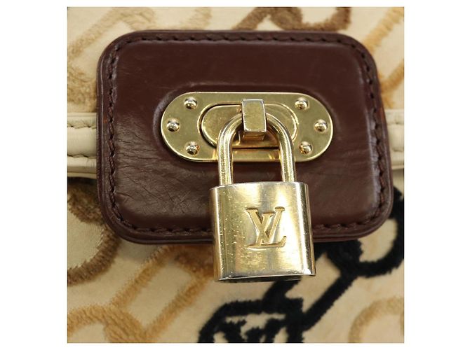 LOUIS VUITTON Pochette Lover Monogram Charm Borsa Avorio M95194 LV Auth 190047SAV Crudo - vista 19