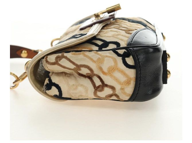 LOUIS VUITTON Pochette Lover Monogram Charm Borsa Avorio M95194 LV Auth 190047SAV Crudo - vista 3