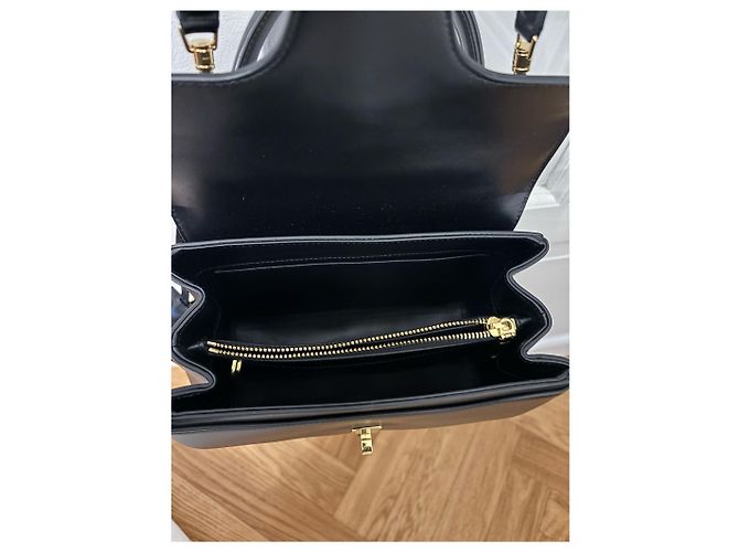 Borsa 16 Medium Céline Nera in Vitello Satinato Nero - vista 10