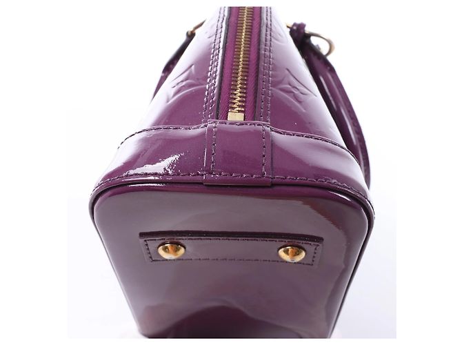 Sac à main Louis Vuitton Alma BB Monogram Vernis Violet - vue 10