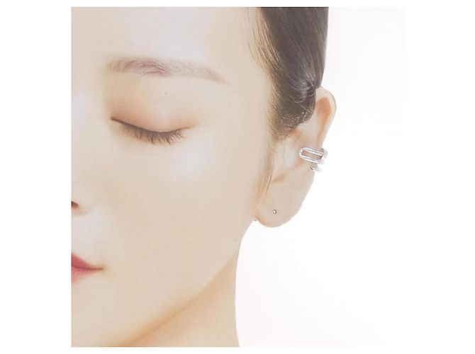 Ear cuff Juste un Clou en oro blanco Cartier - vista 4