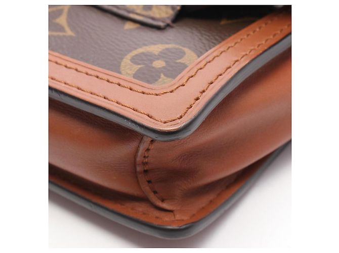 Louis Vuitton Dauphine BB Bumbag Marrone Monogramma - view 7