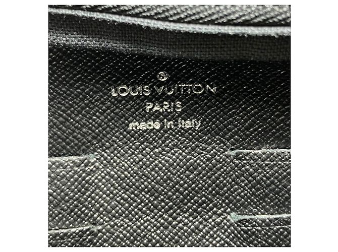 Borsa Louis Vuitton Pavel Second in pelle Taiga Nero Grigio - vista 4