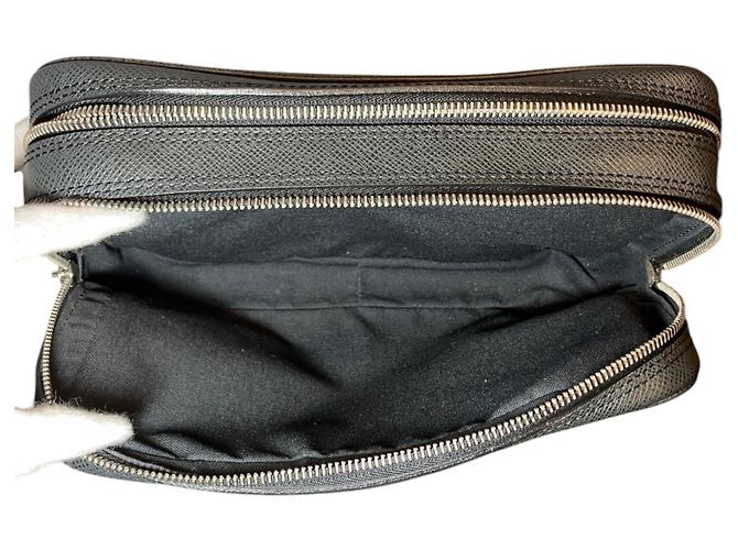 Borsa Louis Vuitton Pavel Second in pelle Taiga Nero Grigio - vista 6