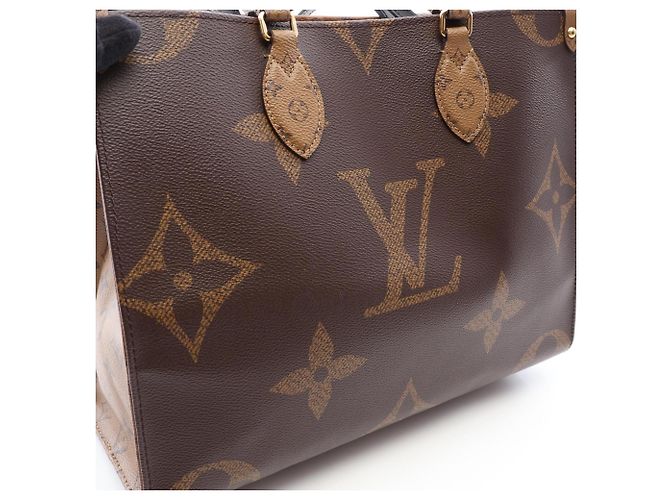 Borsa Tote Louis Vuitton OnTheGo MM Monogram Giant Reverse Marrone Beige - vista 7
