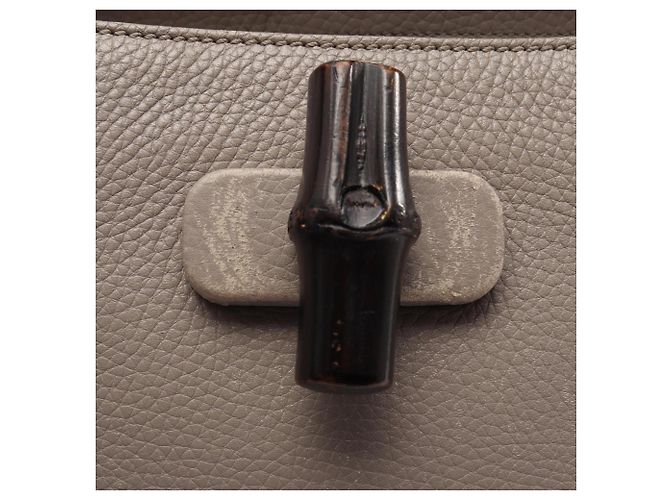 Bolso 2-Way Gucci Bamboo Daily Medium Castaño - vista 8
