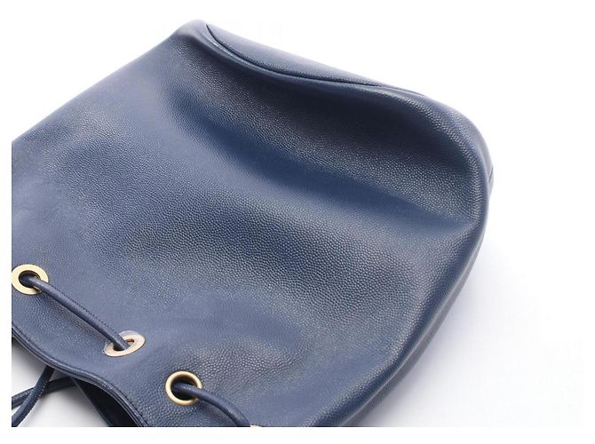 Borsa a tracolla in pelle Chanel Deauville Blu navy - vista 6