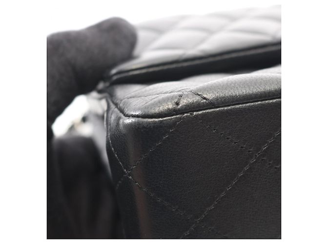 Borsa a tracolla Chanel Matelassé Double Flap Nero - vista 7