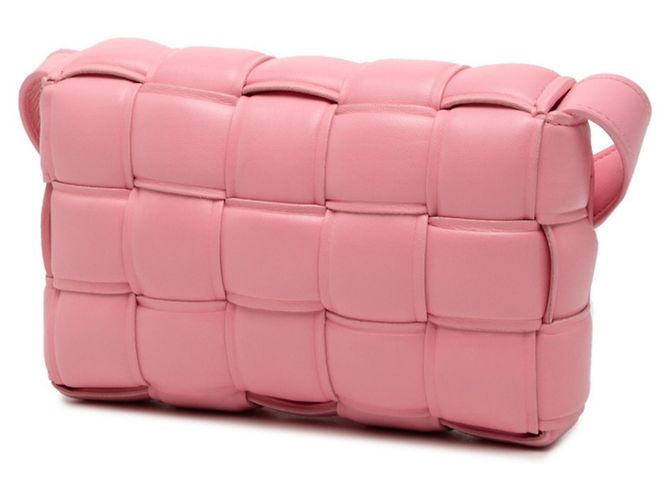 Borsa a tracolla e a spalla Bottega Veneta Maxi Intrecciato Padded Cassette Rosa - vista 2