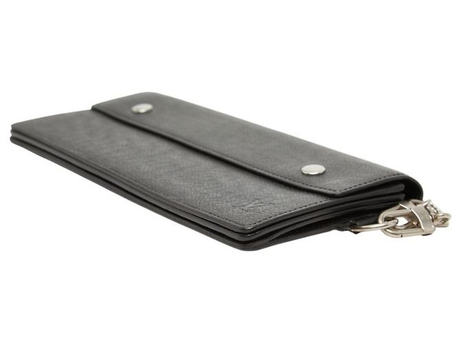 Louis Vuitton Taiga Carteira Longa Sanfonada Preto Cinza - vista 4