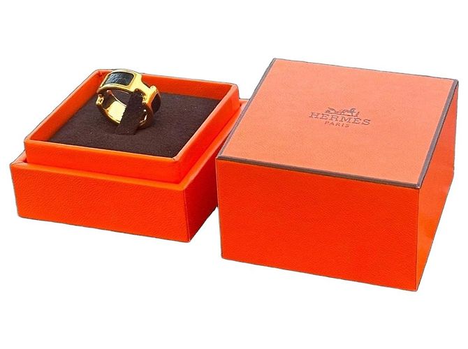 Hermès Olympe Ring aus Leder und goldfarbenem Metall, Größe 52 Schwarz Golden - Ansicht 2
