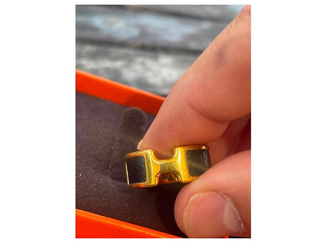 Hermès Olympe Ring aus Leder und goldfarbenem Metall, Größe 52 Schwarz Golden - Ansicht 4