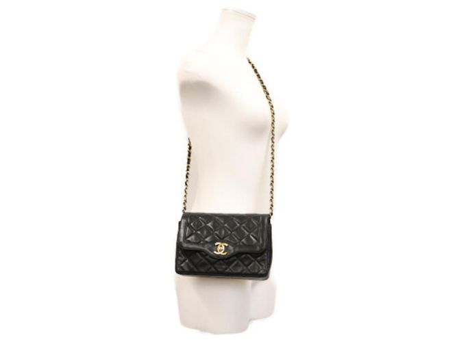 Borsa a Spalla Chanel Black Lambskin Paris Limited Edition Single Flap Matelassé 19 Nero - vista 16