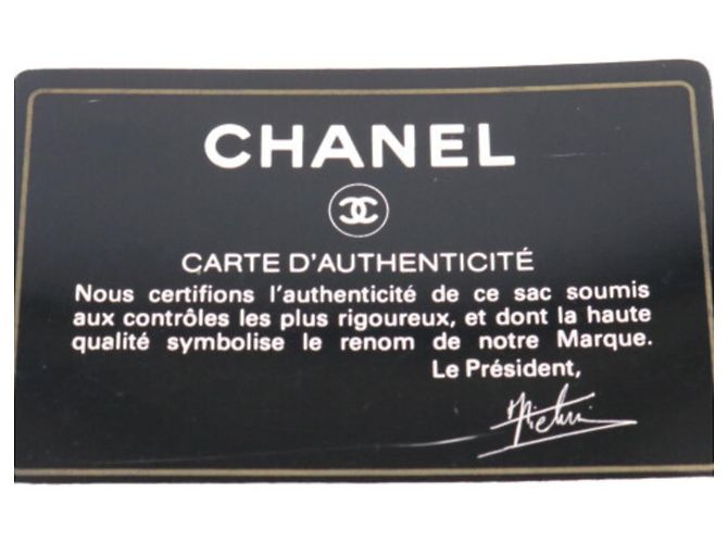 Borsa a Spalla Chanel Black Lambskin Paris Limited Edition Single Flap Matelassé 19 Nero - vista 17