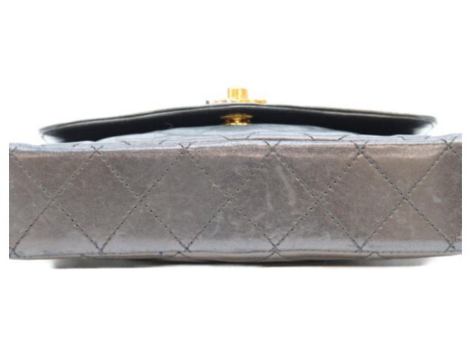 Borsa a Spalla Chanel Black Lambskin Paris Limited Edition Single Flap Matelassé 19 Nero - vista 5