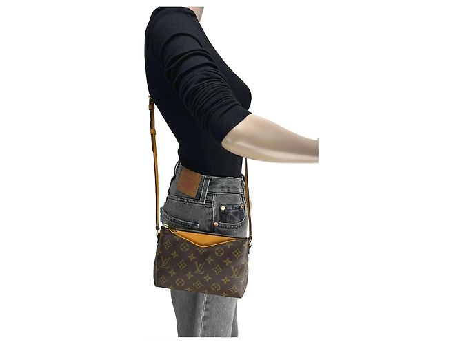 Borsa a Tracolla Louis Vuitton Pallas Monogram Marrone - vista 3