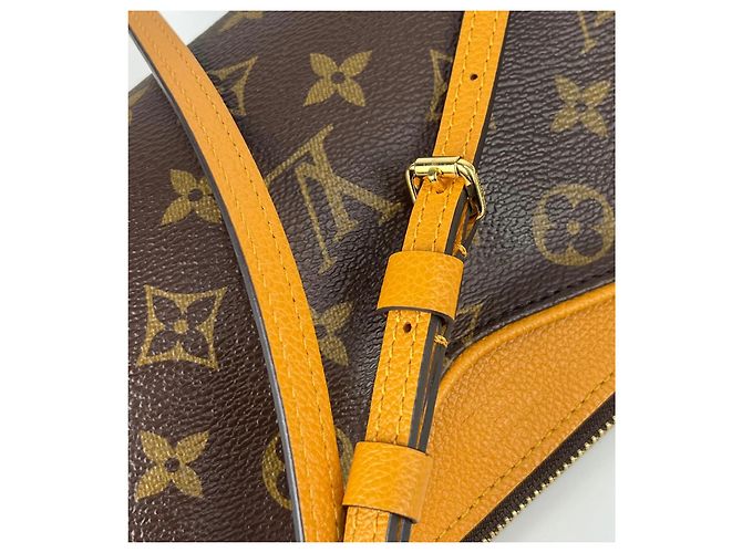 Borsa a Tracolla Louis Vuitton Pallas Monogram Marrone - vista 4
