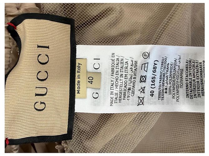 Gucci Set top a spalle scoperte e shorts in tulle beige - vista 5