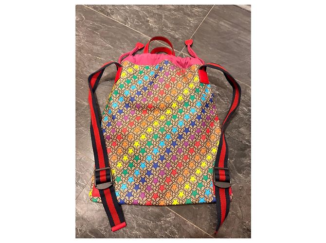 Gucci Mochila GG Supreme estrellas arcoíris Multicolor Monograma - vista 2