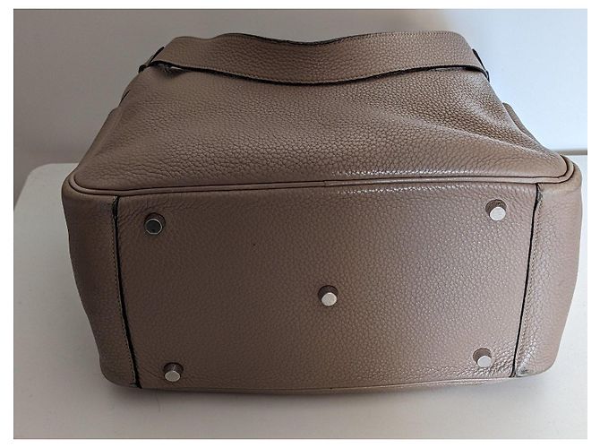 Hermès Lindy 30 in pelle Taurillon Clemence Taupe - vista 5