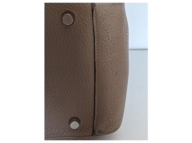Hermès Lindy 30 in pelle Taurillon Clemence Taupe - vista 6