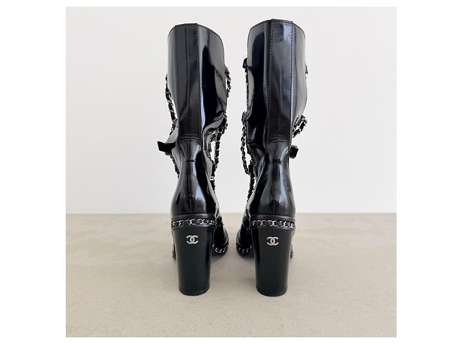 Chanel Chain Obsession Boots Schwarz Gebürstetes Leder Fall 2013 - Ansicht 4