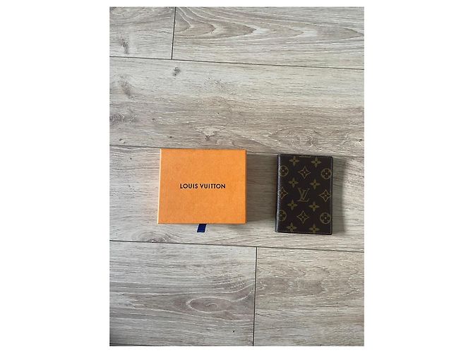 Louis Vuitton Monogram Card Holder Brown - view 2