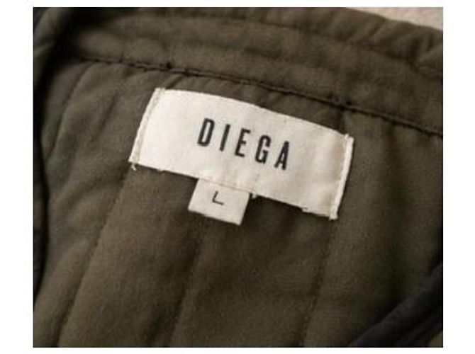 Autre Marque Diega Steppweste mit schwarzer Blumenbestickung Grün - Ansicht 5