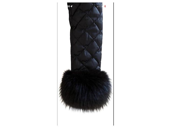 Moncler Jaqueta Acolchoada Preta com Pele de Raposa Preto - vista 14
