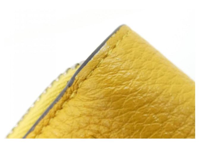 Cartera bi-fold de piel de becerro amarilla Fendi Amarillo - vista 4
