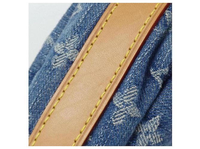 Borsa a Spalla Louis Vuitton LV Remix Croissant Blu - vista 3