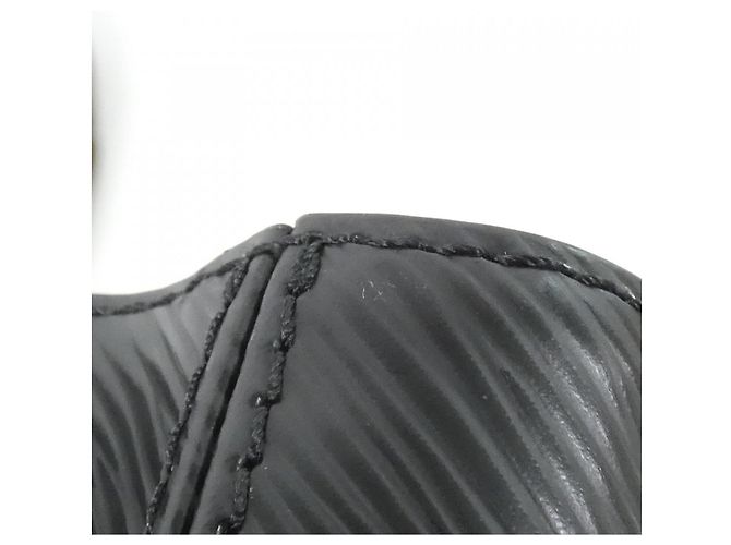 Borsa a Spalla Louis Vuitton Epi Twist MM Nero - vista 3