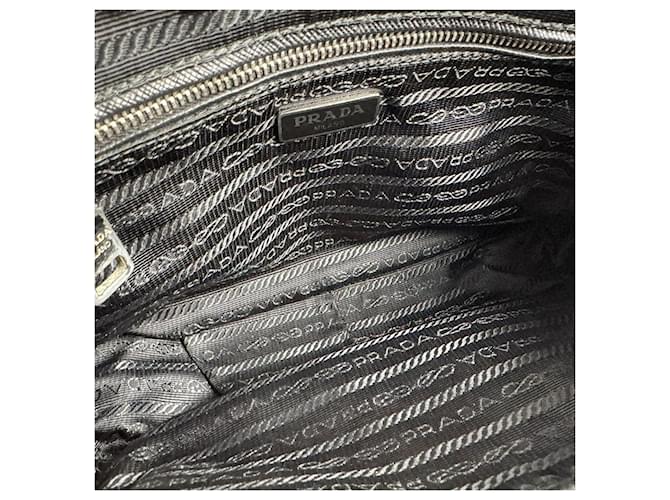 Borsa in nylon nero e pelle Prada - vista 12