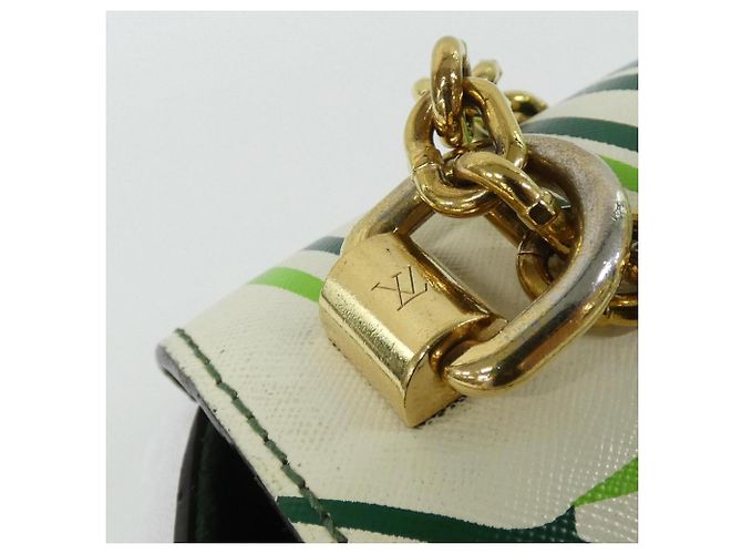 Borsa a Spalla Louis Vuitton Twist M50965 Verde - vista 8