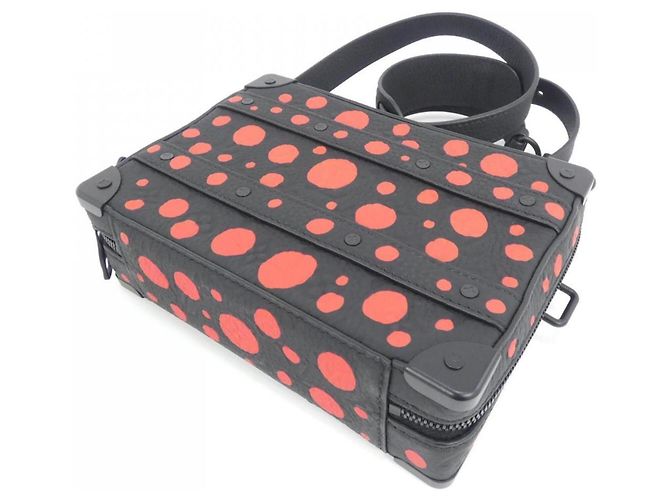 Borsa a tracolla Louis Vuitton Taurillon Monogram Nero - vista 3
