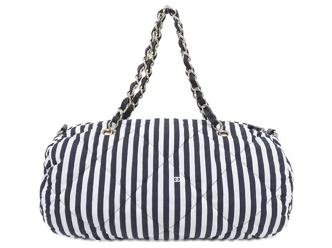 Borsa Boston Chanel AS4696 Nero Bianco - vista 2
