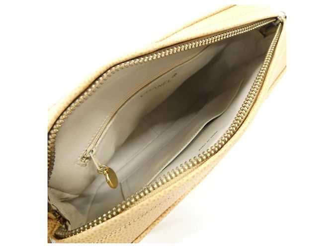 Borsa a tracolla Chanel in pelle di vitello granulata Beige - vista 7