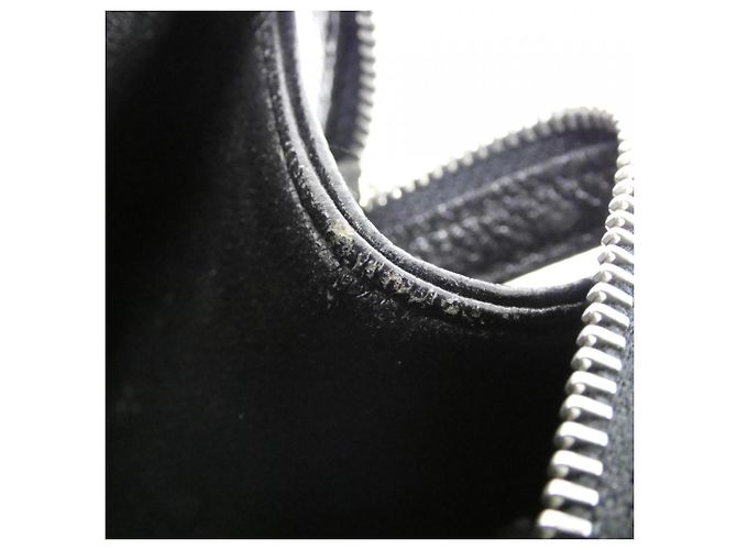 Borsa a tracolla Chanel in pelle di vitello martellata nera Nero - vista 9