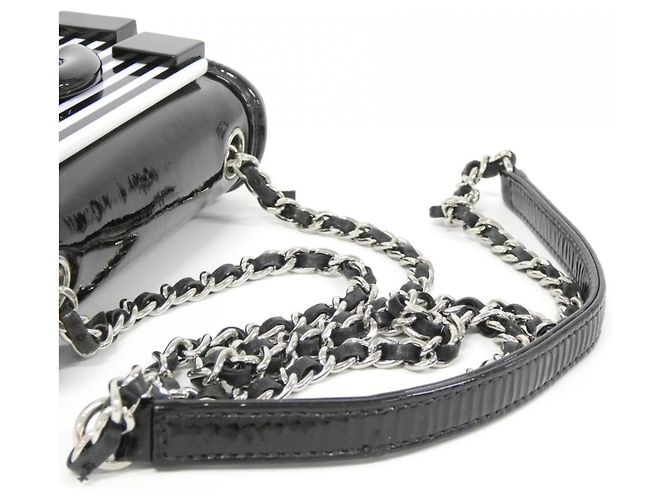 Borsa a tracolla Chanel Boy Line 92071 Nero Bianco - vista 7
