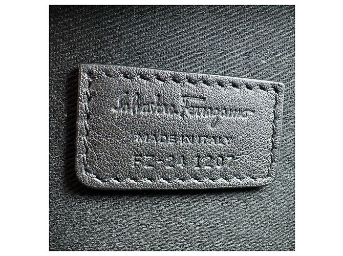 Gancini Borsa a tracolla in pelle nera Salvatore Ferragamo Nero - vista 12