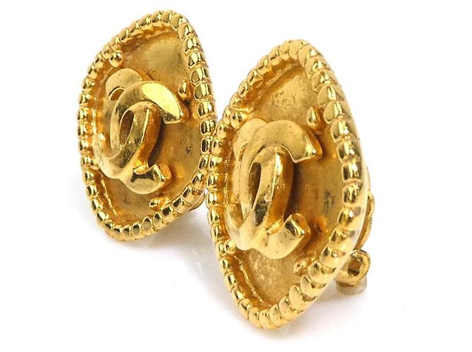 Orecchini a clip in metallo dorato Chanel D'oro - vista 3