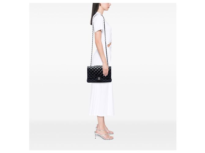 Chanel Black Jumbo Classic Lambskin Single Flap Nero - vista 6