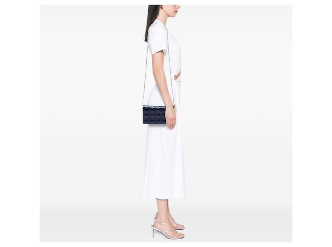 Pochette Lady Dior em verniz azul cannage com corrente Azul escuro - vista 6