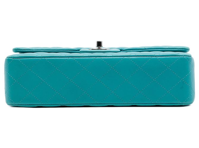 Chanel Blue Medium Classic Lambskin Double Flap Turchese - vista 3