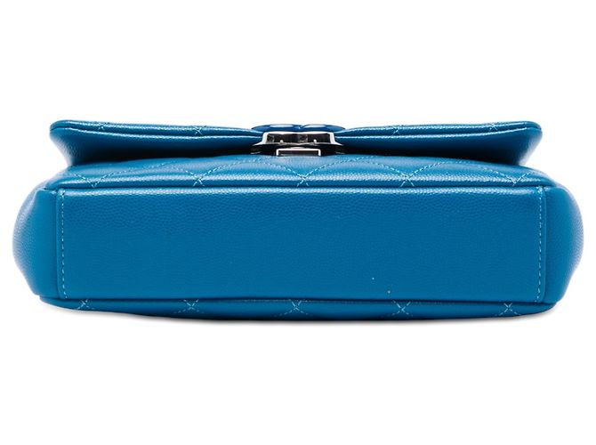 Chanel Blue Small Quilted Caviar My Everything Flap - vue 3
